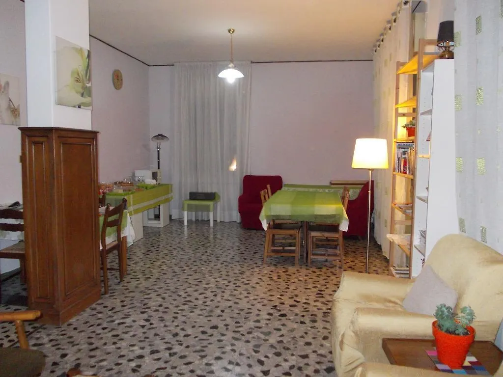 Bed and breakfast Big Brother Bed & Rooms Treviso Italia