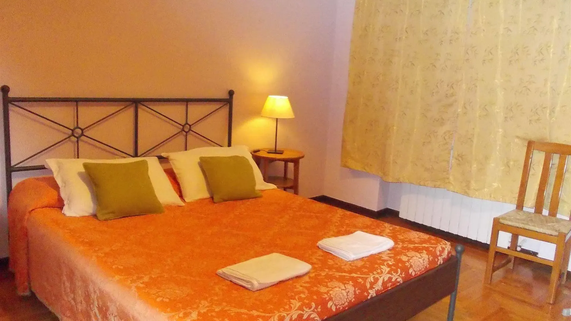 Big Brother Bed & Rooms Treviso Bed and breakfast